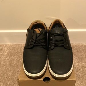 Hawker Rye Thorelle Textured Sneaker